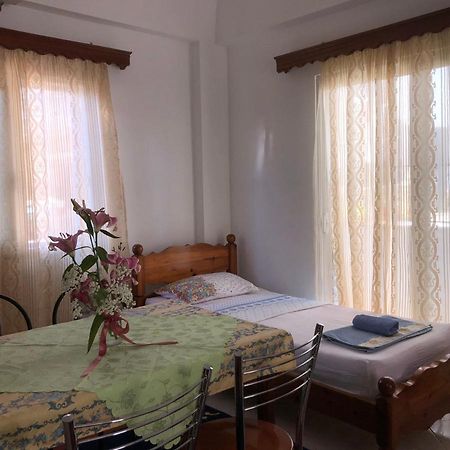 Vila La Tuna Appartement Ksamil Buitenkant foto